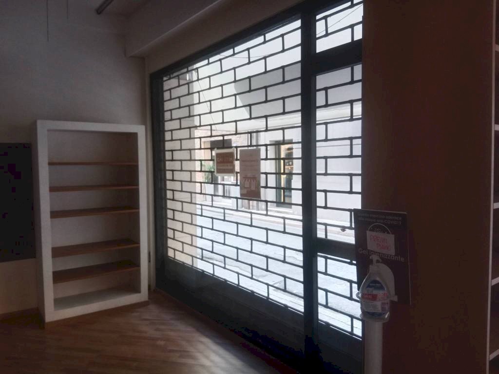 Interno non residenziale - Negozio via Giacomo Matteotti, Carpi - foto 3