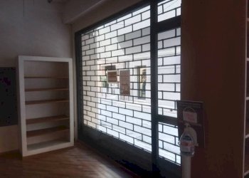 Interno non residenziale - Negozio via Giacomo Matteotti, Carpi - foto 3