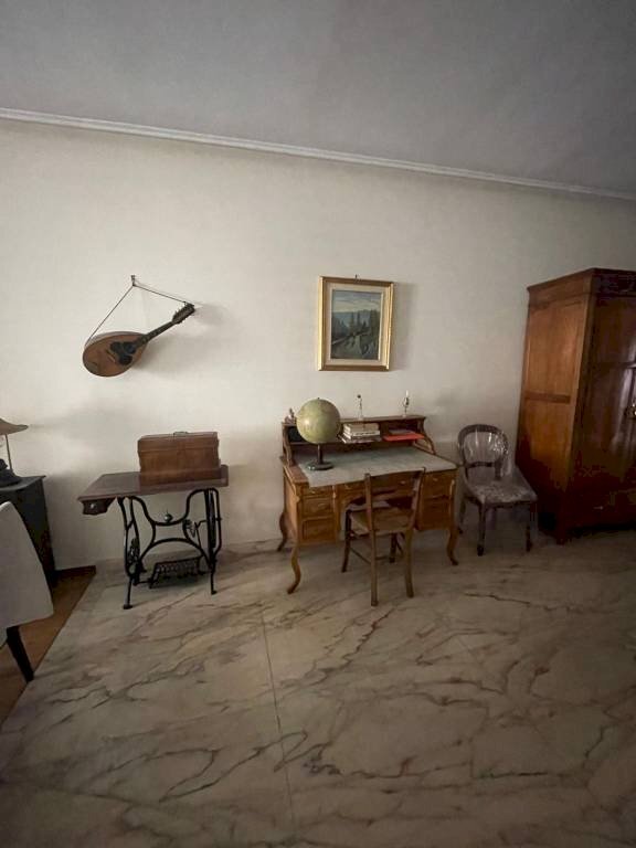 Salone - Two-room apartment via Martiri e Caduti per la Libertà, Demonte - photo 3