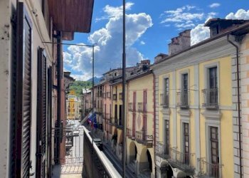 Balcone - Appartamento via Martiri e Caduti per la Libertà, Demonte - foto 7