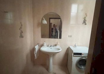 Bagno - Appartamento via Martiri e Caduti per la Libertà, Demonte - foto 17