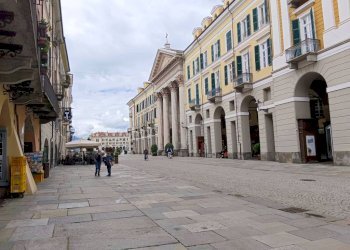 Zona - Negozio via Roma, 47, Cuneo (zona Centro) - foto 1