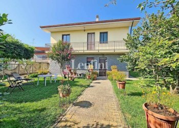 Giardino - Villa strada Mottanovella, 1, Villanova Monferrato - foto 2