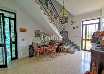 Salone - Villa strada Mottanovella, 1, Villanova Monferrato - foto 8