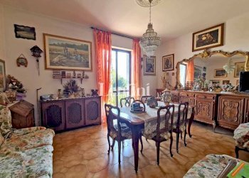 Salone - Villa strada Mottanovella, 1, Villanova Monferrato - photo 17