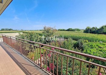 Balcone - Villa strada Mottanovella, 1, Villanova Monferrato - foto 18