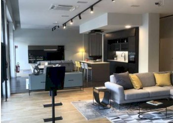 aa.png - Show room Forlì - foto 2