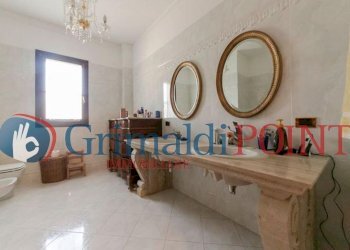 Immagine 2024-11-16 105705_risultato.jpg - Villa Via Fiesole 28, Lecce - foto 13