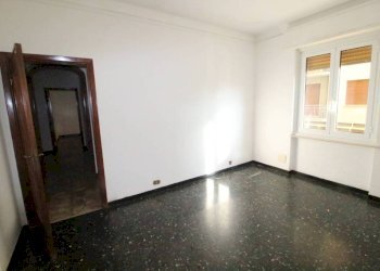 Camera da letto - Two-room apartment via Taggia, Genova - photo 5