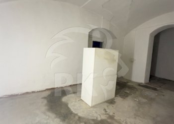 IMG_6429 - dimensioni grandi.jpeg - Magazzino Via dell'Indipendenza  67, Bologna - foto 2