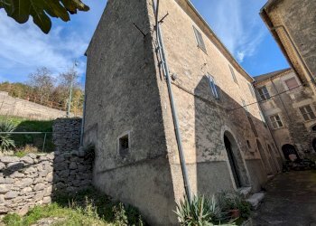 Casa indipendente via Oro, 15, frazione Indiprete, Castelpetroso - foto 5