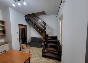 Bilocale Padre Daniele, Samarate - foto 1