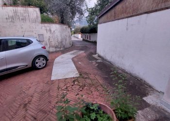 53b843a5-c8ca-4f2e-a03d-eb062ef7aa6a.JPG - Casa semi indipendente Via Cavour 15, Carrara - foto 3