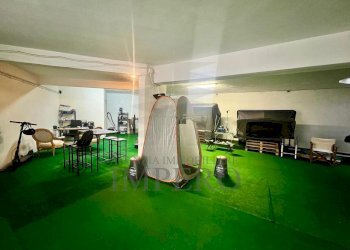 Magazzino Via Roma 50, Ventimiglia - foto 1