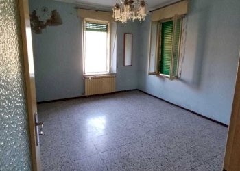 WhatsApp Image 2024-11-14 at 10.37.16.jpeg - Trilocale Varano de' Melegari - foto 20