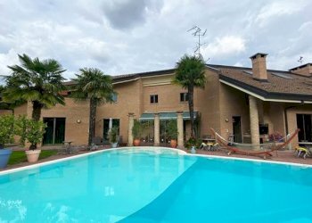 Villa Castiglione Torinese - foto 24