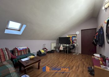 Trilocale Castagnito - foto 2