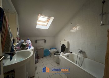 Trilocale Castagnito - foto 10