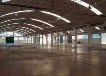 Capannone Venezia, Via Istituto Santa Maria della Pietà, Venezia (zona Favaro Veneto) - foto 1