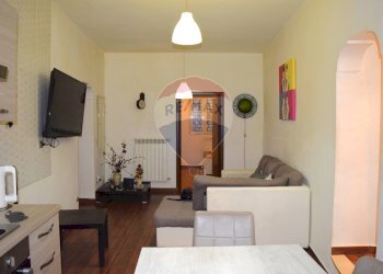 Trilocale Napoli (zona Mercato) - foto 8