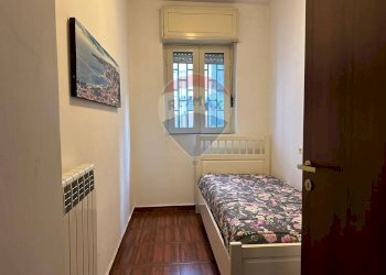 Trilocale Napoli (zona Mercato) - foto 9