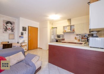 Three-room apartment Via IV Novembre, Brembate di Sopra - photo 4