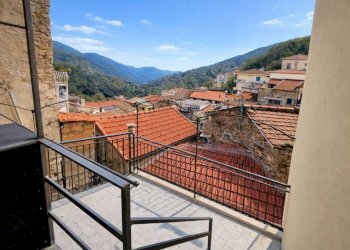 Terrazzo - Three-room apartment via Sottopiazza, Ceriana - photo 16