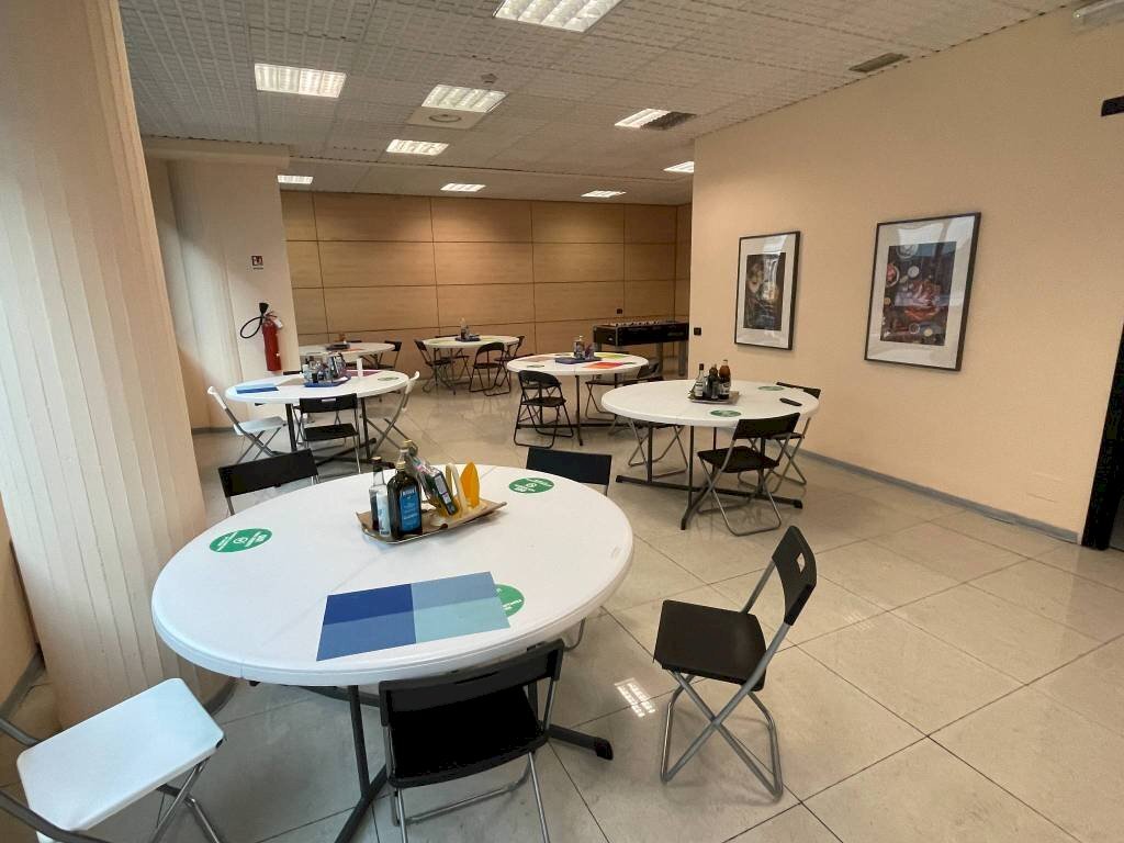 Interno non residenziale - Office strada del Drosso, 33, Torino (neighborhood Mirafiori Sud) - photo 3