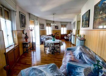 Salone - Appartamento corso Costantino Nigra, 31, Ivrea - foto 3