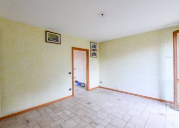 Stanza non arredata - Villa via Statale dei Giovi, Vertemate con Minoprio - foto 16