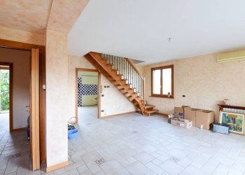 Stanza non arredata - Villa via Statale dei Giovi, Vertemate con Minoprio - foto 18