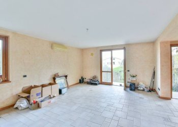 Stanza non arredata - Villa via Statale dei Giovi, Vertemate con Minoprio - foto 19