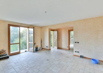 Stanza non arredata - Villa via Statale dei Giovi, Vertemate con Minoprio - foto 20