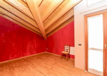 Stanza non arredata - Villa via Statale dei Giovi, Vertemate con Minoprio - foto 26