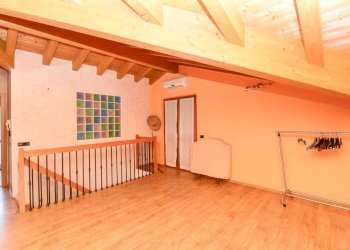 Stanza non arredata - Villa via Statale dei Giovi, Vertemate con Minoprio - foto 28