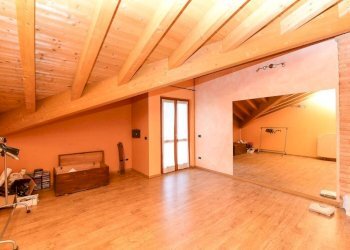 Stanza non arredata - Villa via Statale dei Giovi, Vertemate con Minoprio - foto 29