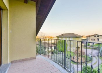 Balcone - Villa via Statale dei Giovi, Vertemate con Minoprio - foto 32