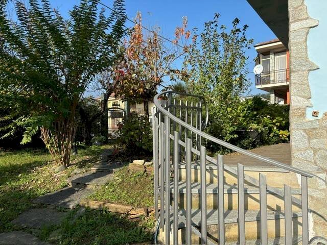 Giardino - Villa via Carlo Alberto, 66, Barge - foto 2