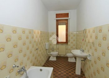 Quadrilocale Piazza Repubblica, Bosio - foto 14