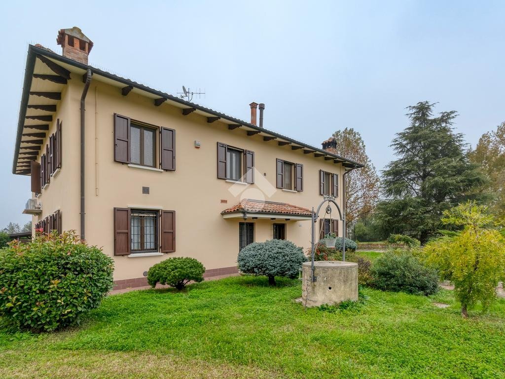 Villa Trifamiliare Via XXI ottobre, Castenaso - foto 1