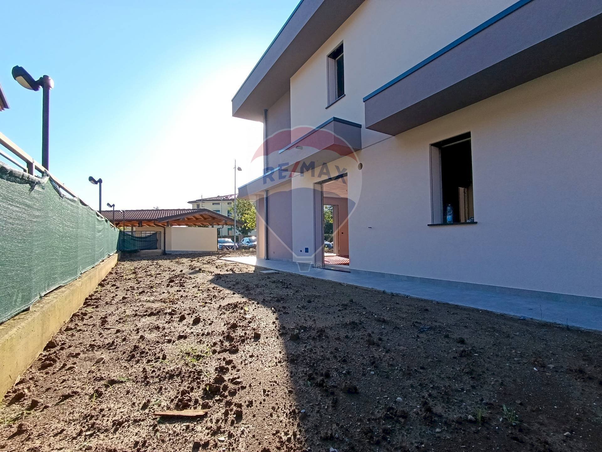 Semi-detached Villa Capriate San Gervasio - photo 2