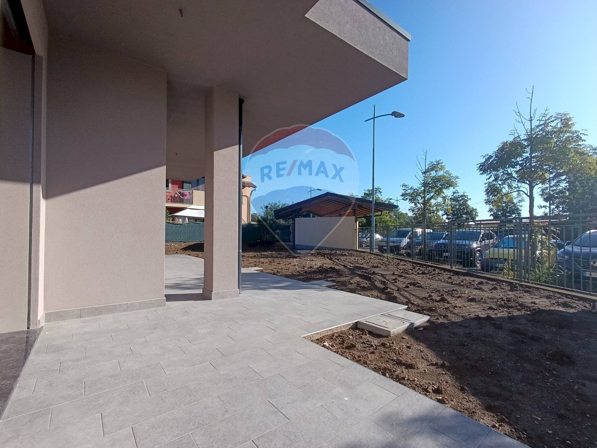 Semi-detached Villa Capriate San Gervasio - photo 3