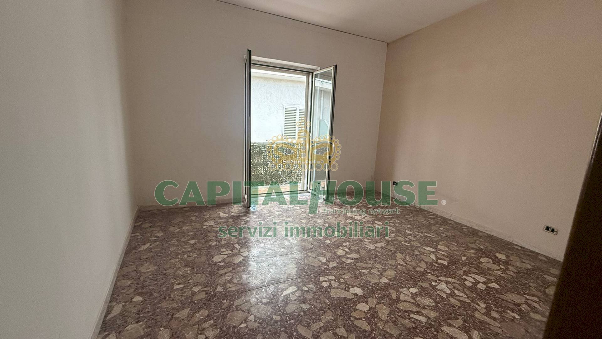 Three-room apartment San Vitaliano - photo 2