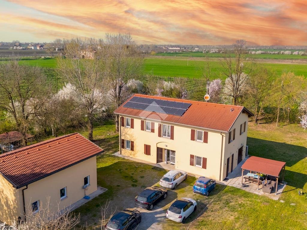 Villa Via Manzoni, Carpi - photo 2