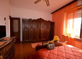 Camera da letto - Villa via San Lorenzo, 47, Carmagnola - foto 25