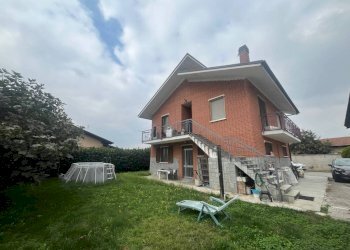 Giardino - Villa via San Lorenzo, 47, Carmagnola - foto 33