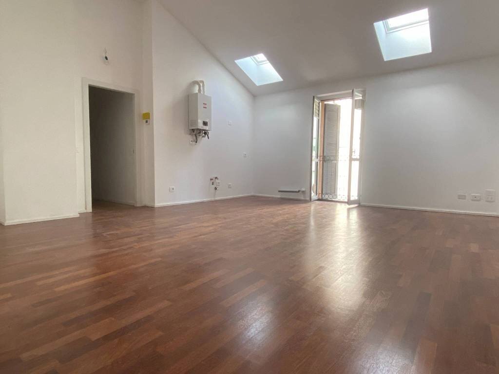 Stanza non arredata - Trilocale via Giuseppe Ripamonti, 1, Milano - foto 2