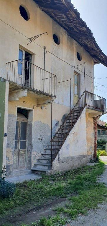 Rustico via Domenico Benedetto, 9, Grosso - foto 1