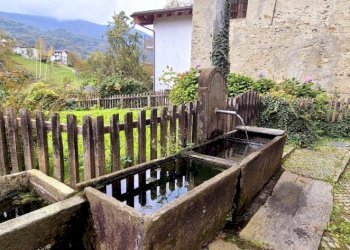 Giardino - Casa indipendente Frazione Aires, 3, Viù - foto 4