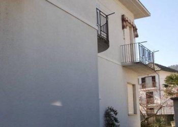 retro - Villa piazza Generale Ottavio Rolle, 1A, Lanzo Torinese - foto 9